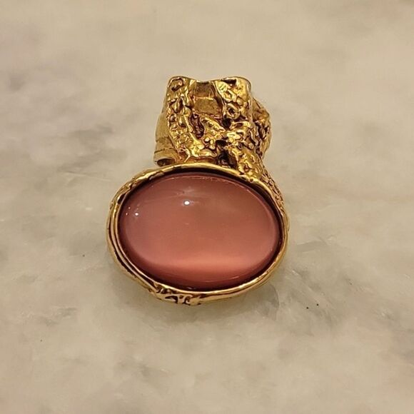 NWT Yves Saint Laurent Sz 4 RARE Pink YSL Arty Cabochon Statement 24KT Gold Ring - Picture 4 of 15
